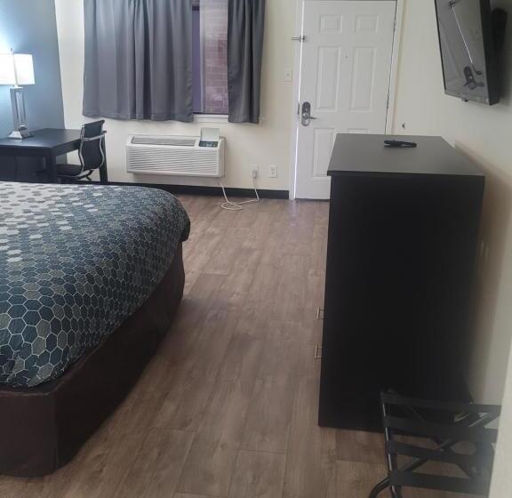 هتل Econo Lodge Inn & Suites Downtown San Antonio Riverwalk Area