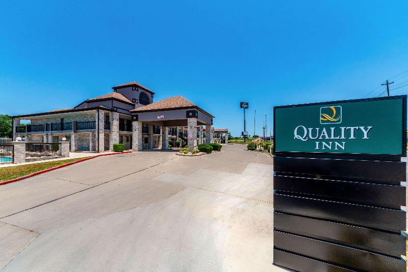 ホテル Quality Inn I 10 East Near Frost Bank Center