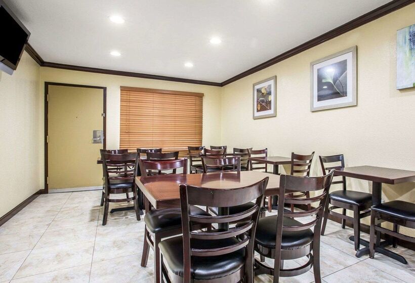 هتل Quality Inn San Diego I 5 Naval Base