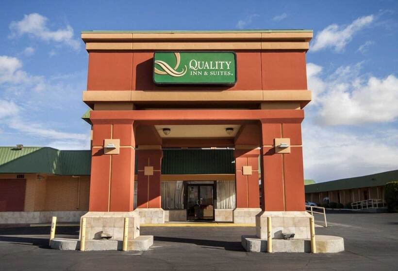 هتل Quality Inn & Suites Airport
