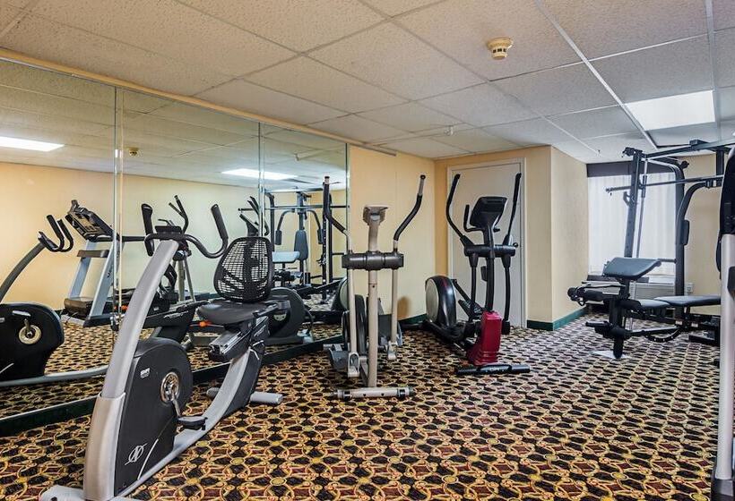 هتل Quality Suites Atlanta Airport East