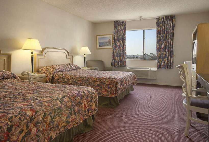 Отель Ramada By Wyndham Los Angeles/wilshire Center