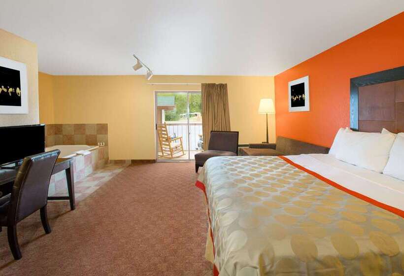 هتل Ramada By Wyndham Maggie Valley