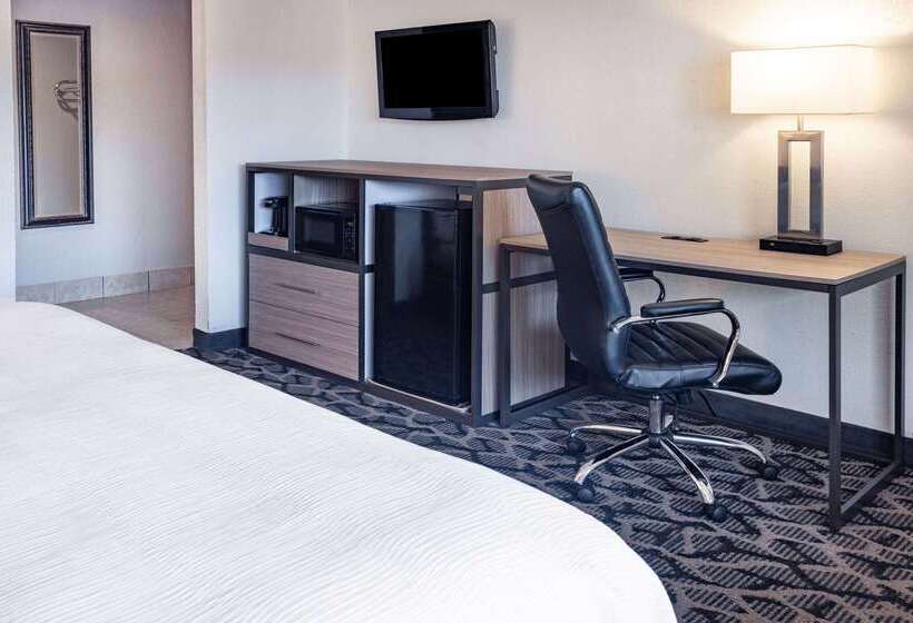 Hotel Ramada By Wyndham West Atlantic City