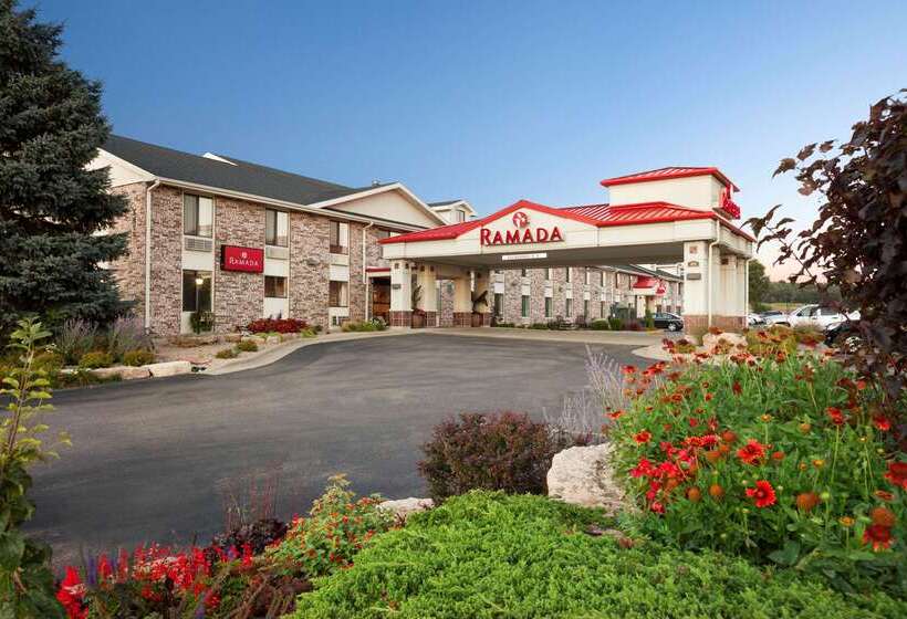 هتل Ramada By Wyndham Wisconsin Dells I 90