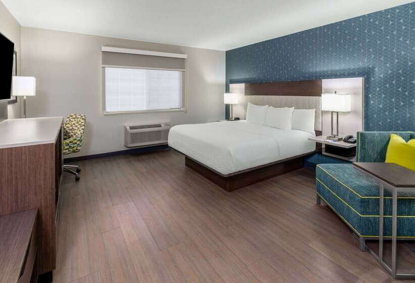 هتل La Quinta By Wyndham Santa Rosa