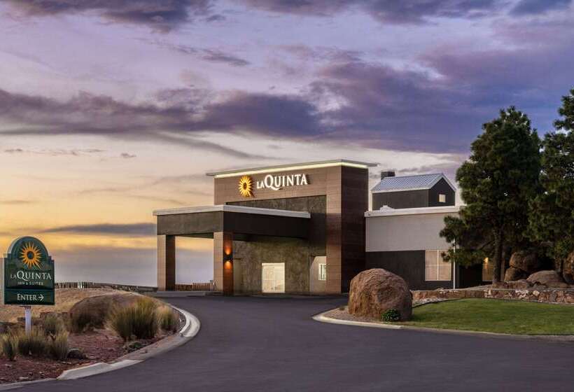 هتل La Quinta By Wyndham Santa Rosa