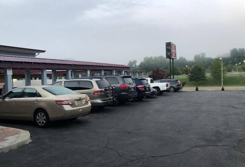 ホテル Red Carpet Inn Blacksburg