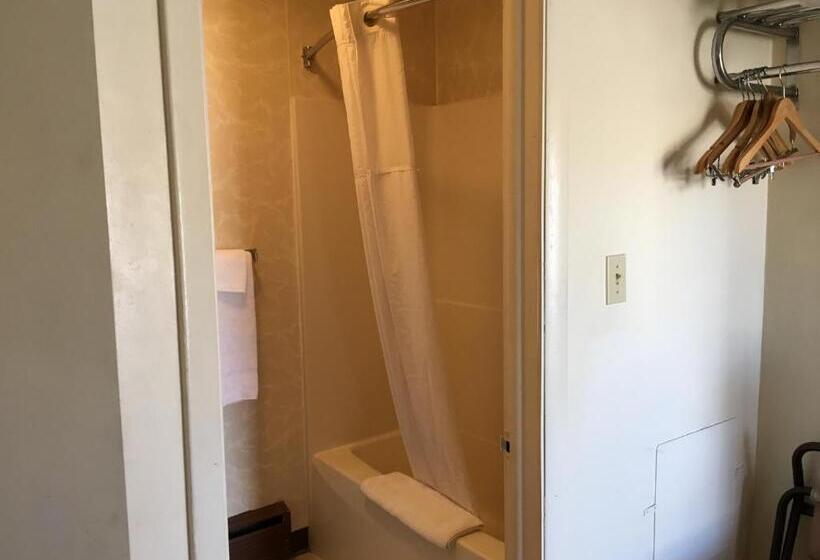 فندق Red Carpet Inn  Gettysburg