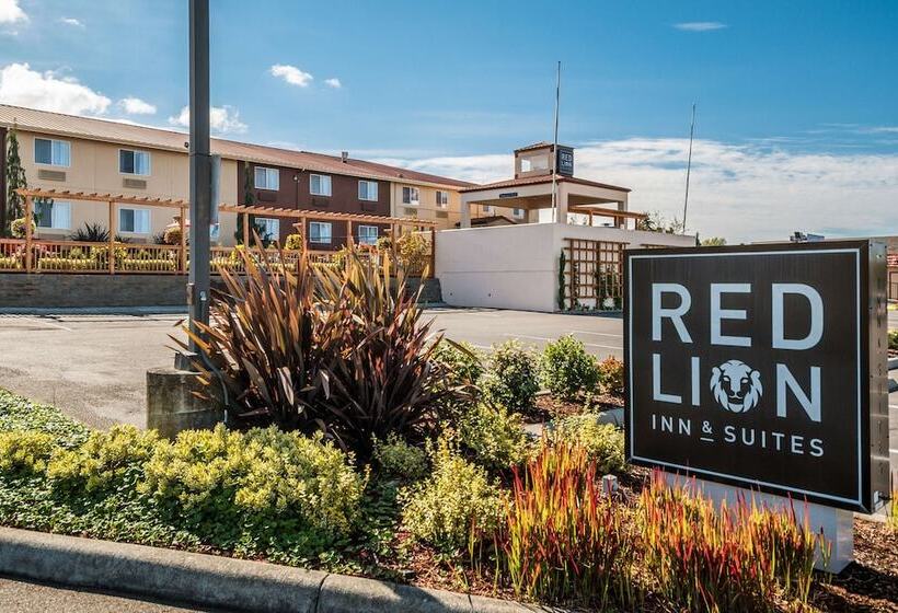 هتل Red Lion Inn & Suites Sequim At Olympic National Park
