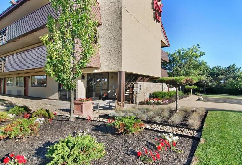 هتل Red Roof Inn Akron