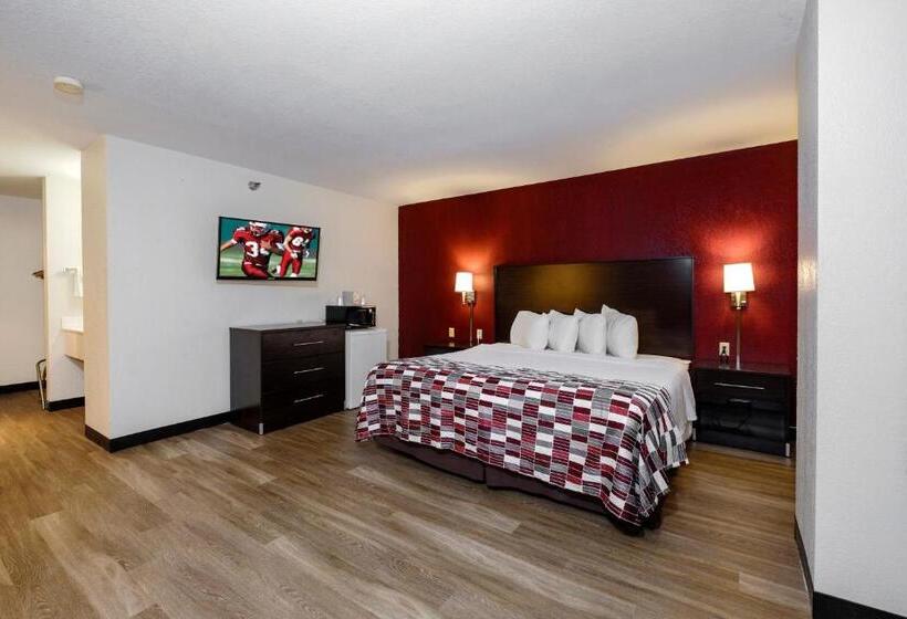 Отель Red Roof Inn Holton