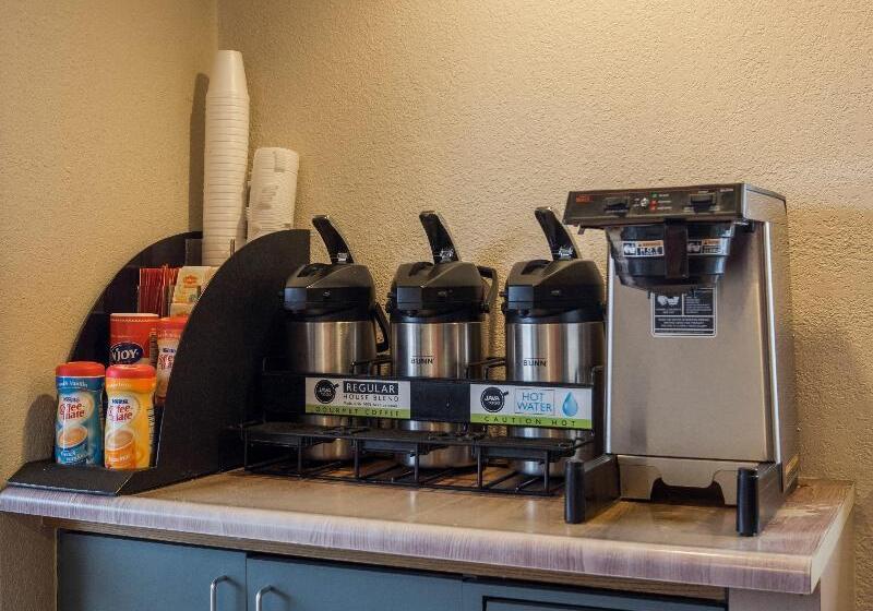 בית מלון כפרי Red Roof Inn Indianapolis South