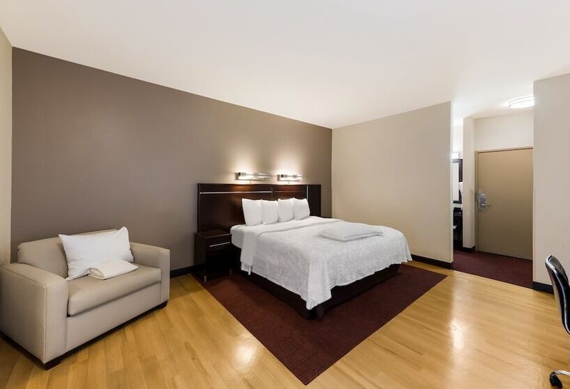 هتل Red Roof Inn Plus+ Columbus Downtown   Convention Center
