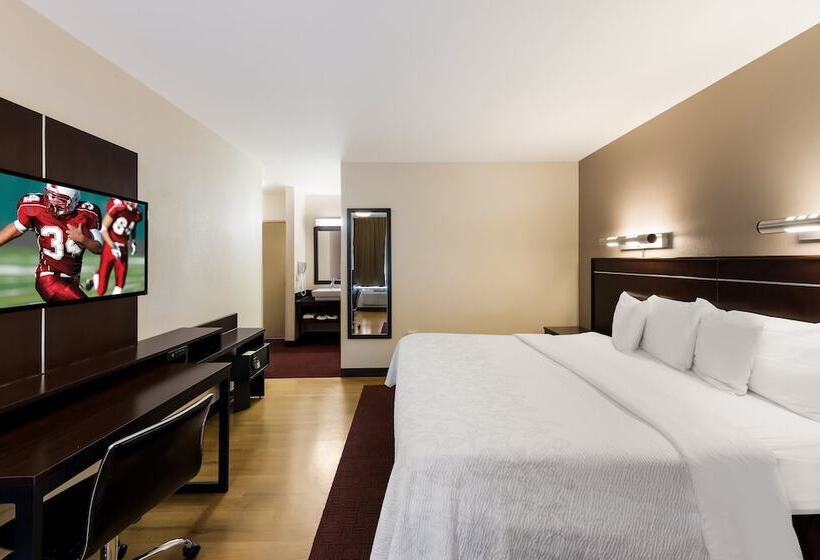 هتل Red Roof Inn Plus+ Columbus Downtown   Convention Center