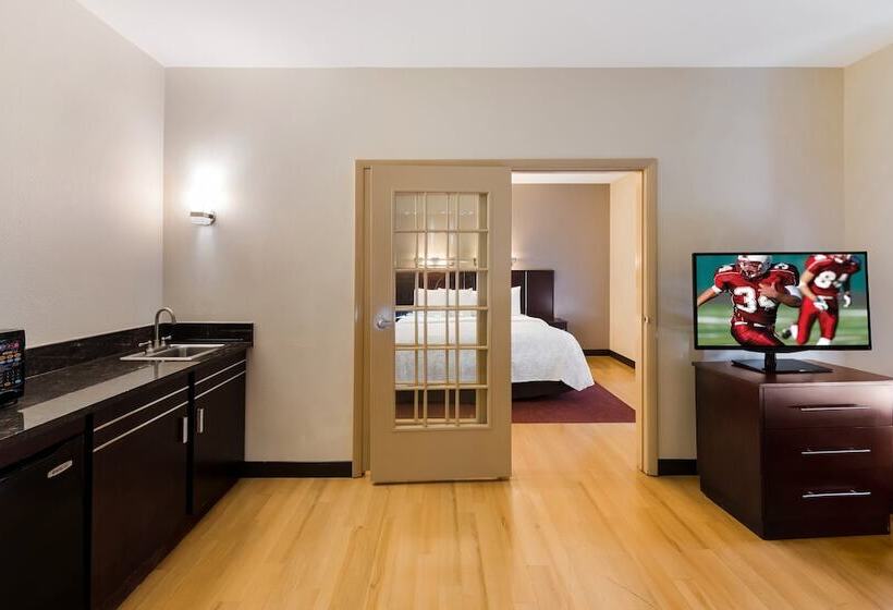 هتل Red Roof Inn Plus+ Columbus Downtown   Convention Center