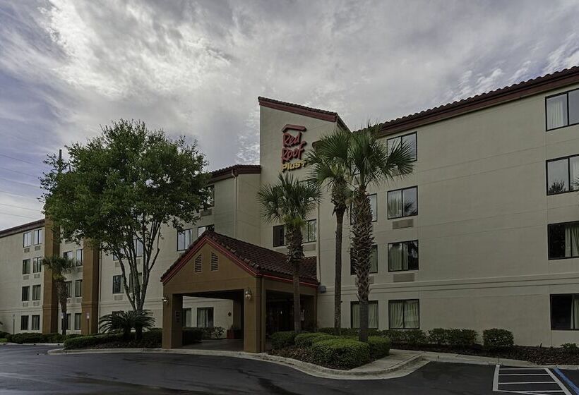 هتل Red Roof Inn Plus + Gainesville