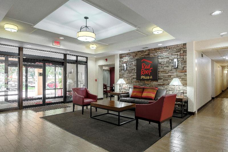 هتل Red Roof Inn Plus + Gainesville
