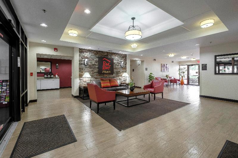 هتل Red Roof Inn Plus + Gainesville