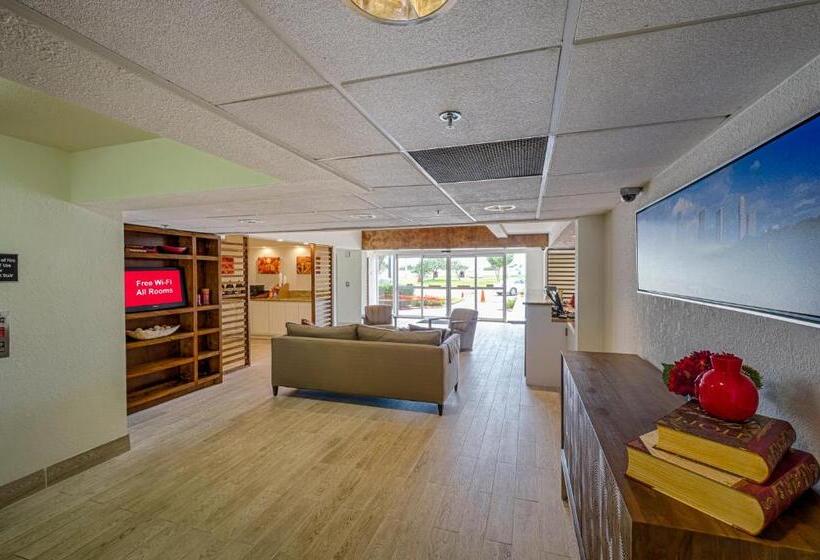هتل Red Roof Inn Plus+ Houston   Energy Corridor