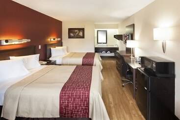 هتل Red Roof Inn Plus+ Philadelphia Airport
