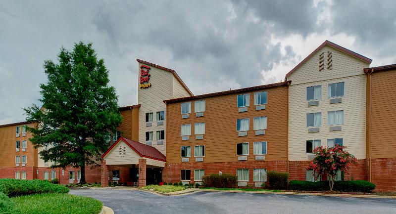 هتل Red Roof Inn Plus Raleigh Downtown Ncsu Conv Center