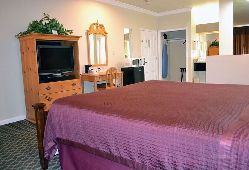 בית מלון כפרי The Miramar Inn