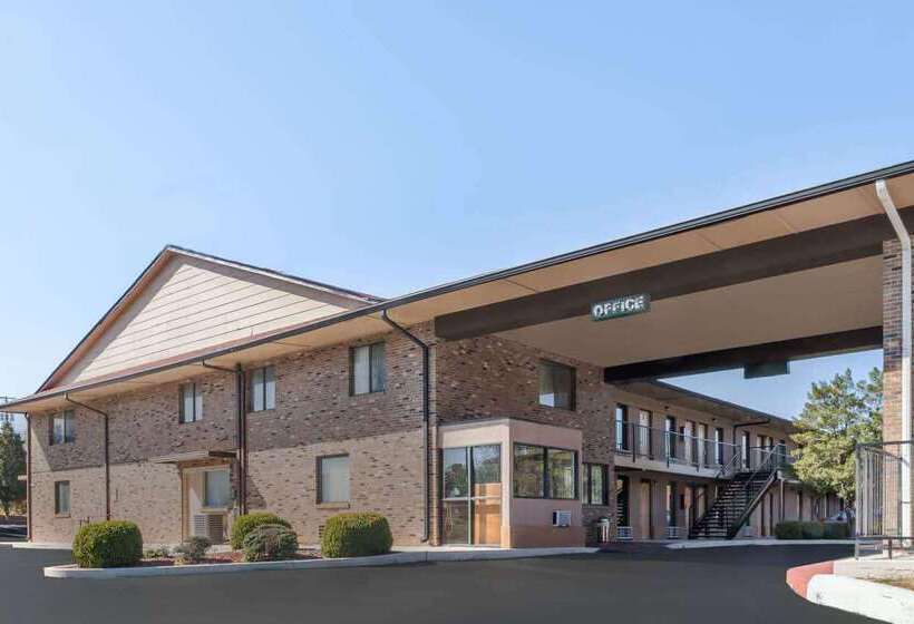 Hôtel Travelodge By Wyndham Clarksville