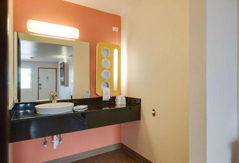 Motel 6 Brownsville, Tx North