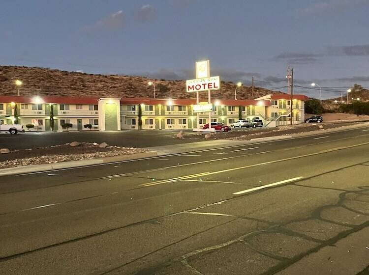 Ramblin Rose Motel