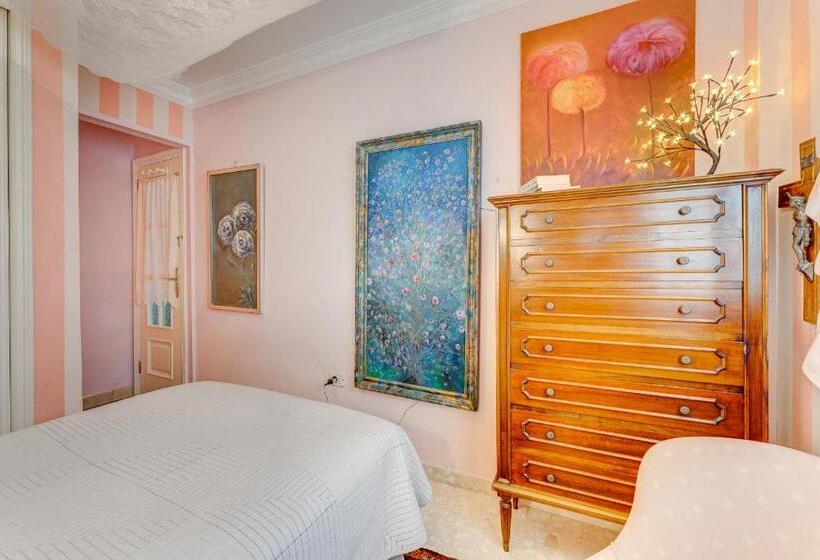 تختخواب و صبحانه Casa Luminosa