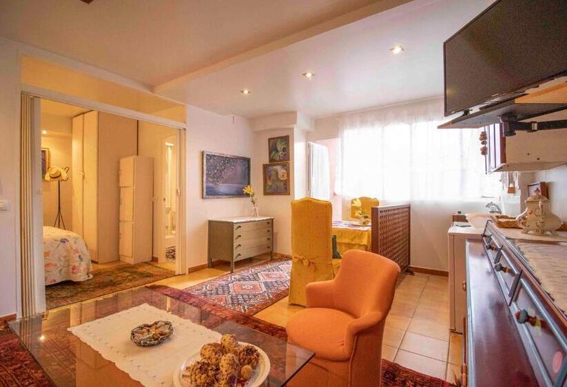 تختخواب و صبحانه Casa Luminosa