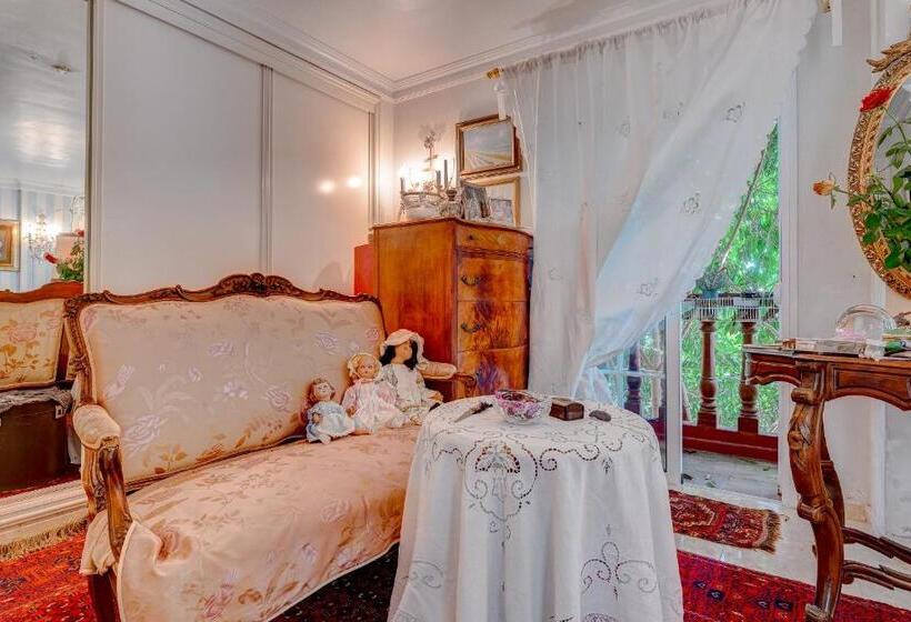 تختخواب و صبحانه Casa Luminosa