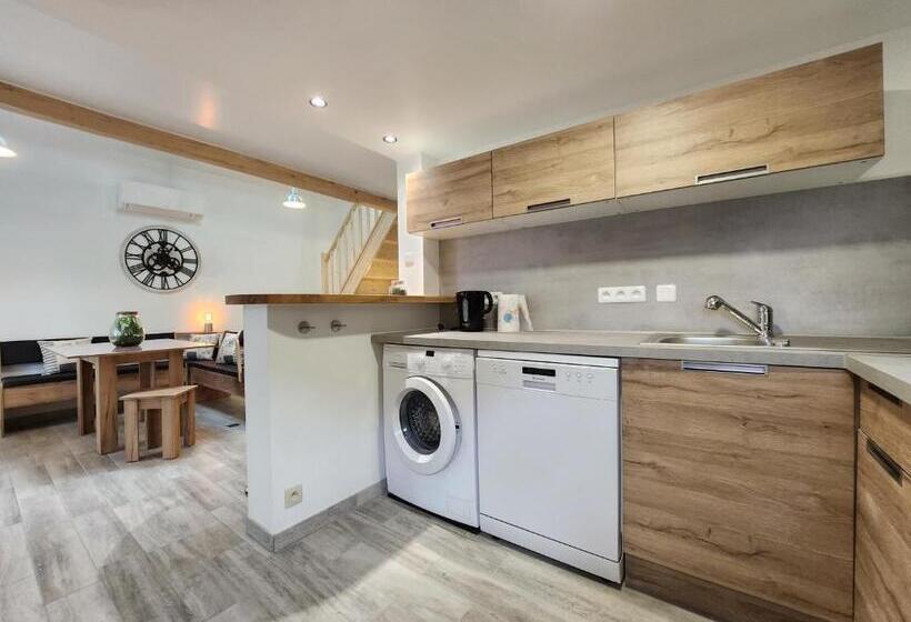 Bed and Breakfast Domaine à L Aise   Piscine Chauffée