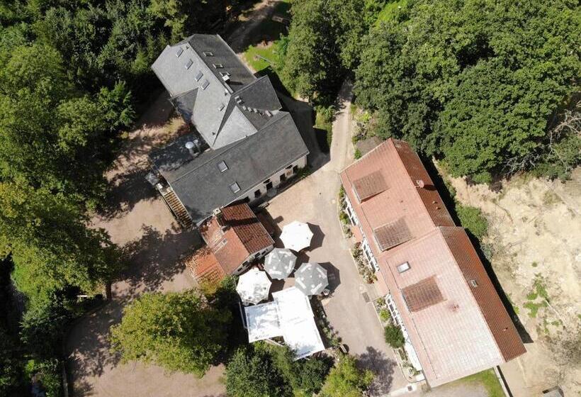 ホテル Zur Margarethenmühle   Landgasthof Und Wald
