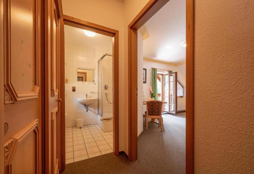 ホテル Zur Margarethenmühle   Landgasthof Und Wald