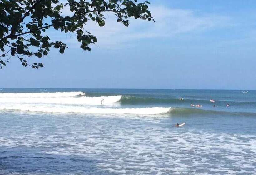 Medewi Surf Villa