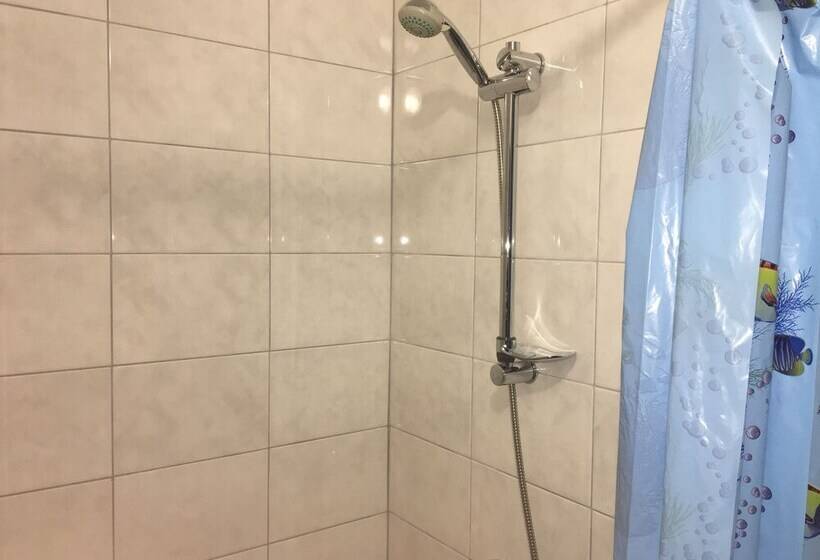 פנסיון Guest House Karta