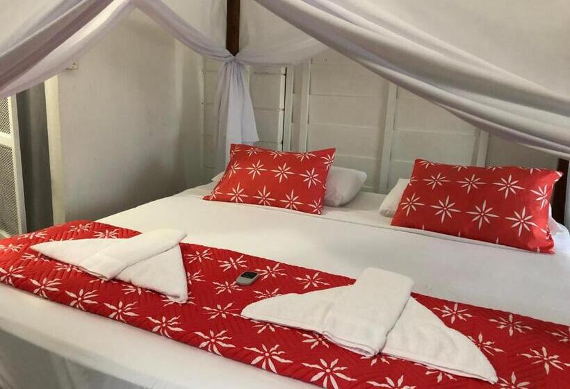فندق Ballena Dorada Lodge