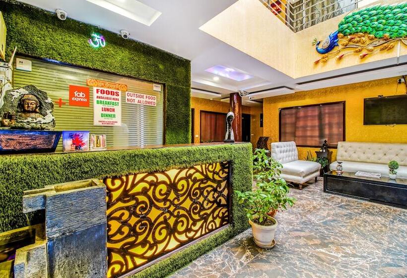 فندق Fabexpress Grand Inn