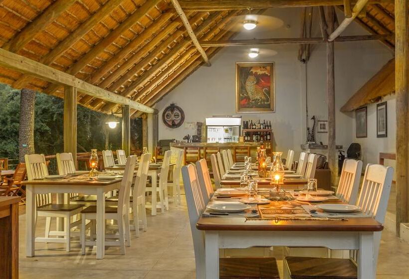 בית מלון כפרי Panzi Lodge
