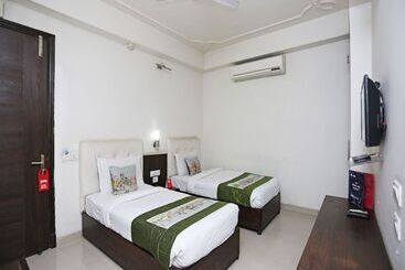 酒店 Prime By Oyo Rooms