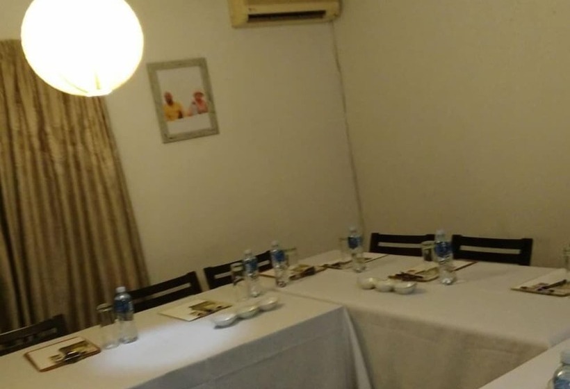 پانسیون Lapeng Home Away From Home