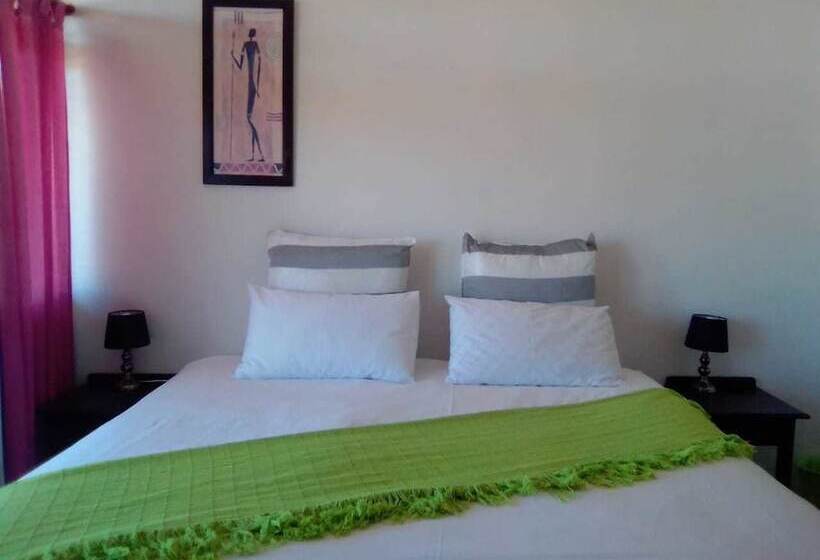 پانسیون Oudtshoorn Homestay Accommodation