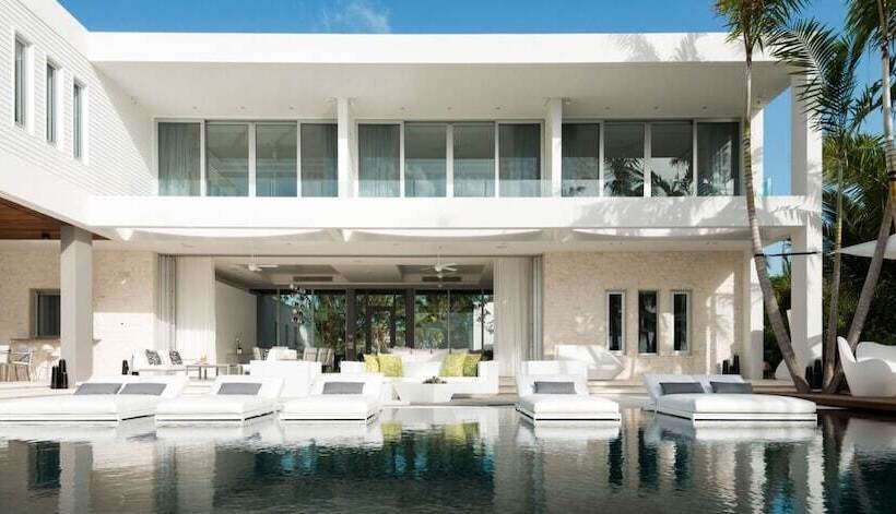 Villa Awa