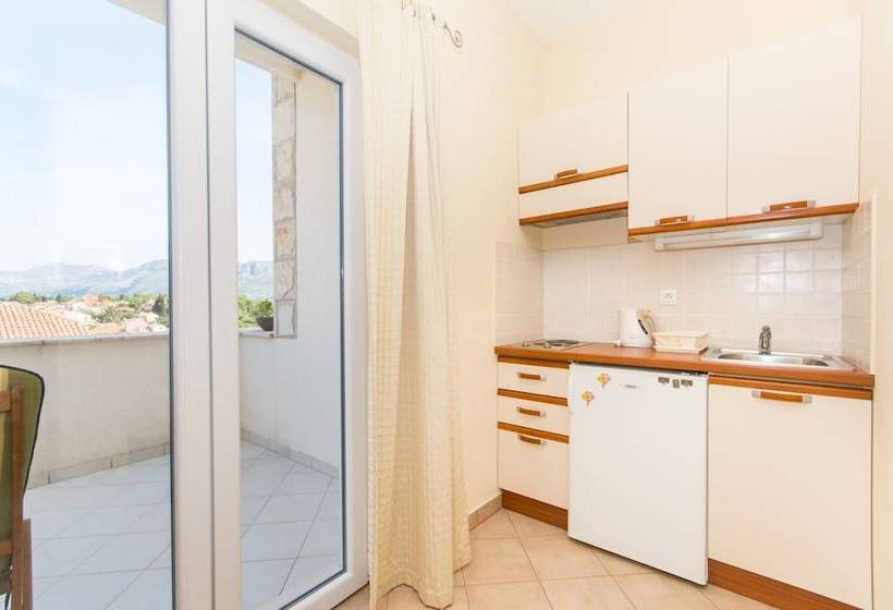 Apartments Dadic