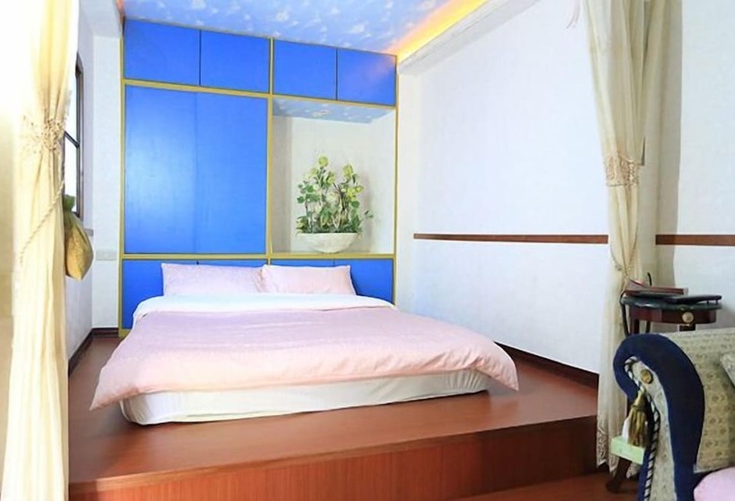 تختخواب و صبحانه Wild Thyme Eco Guest House