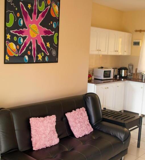 Evergreen Apartments