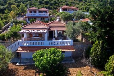 هتل Agnantema Villas