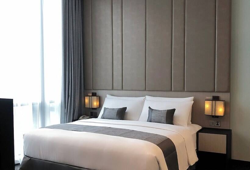 בית מלון כפרי Mangkuluhur Residences By Lorin